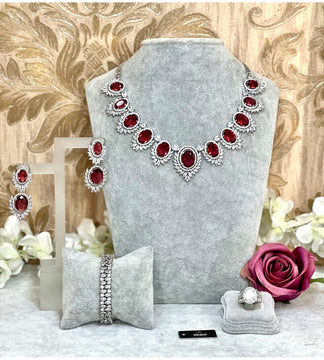 Amore Cabochon Necklace Set image 3