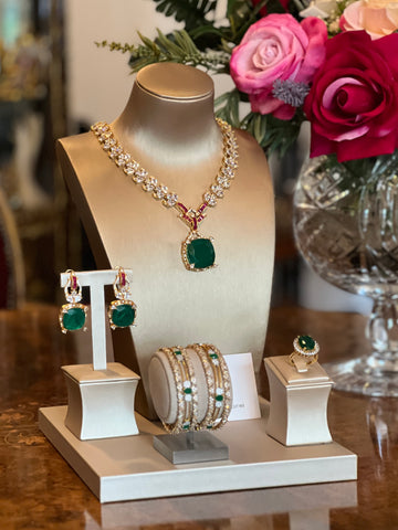 Exquisite Swiss Set