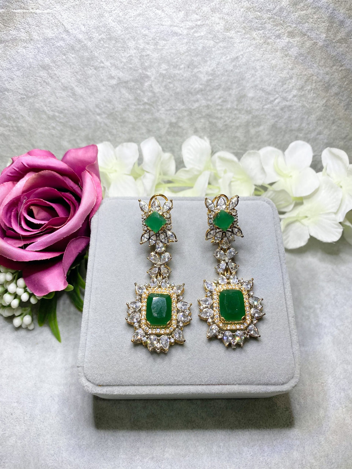 Kate Earrings image 1