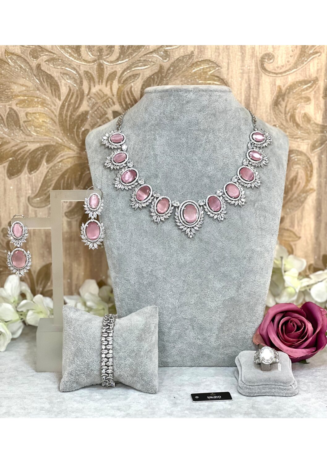 Amore Cabochon Necklace Set image 2