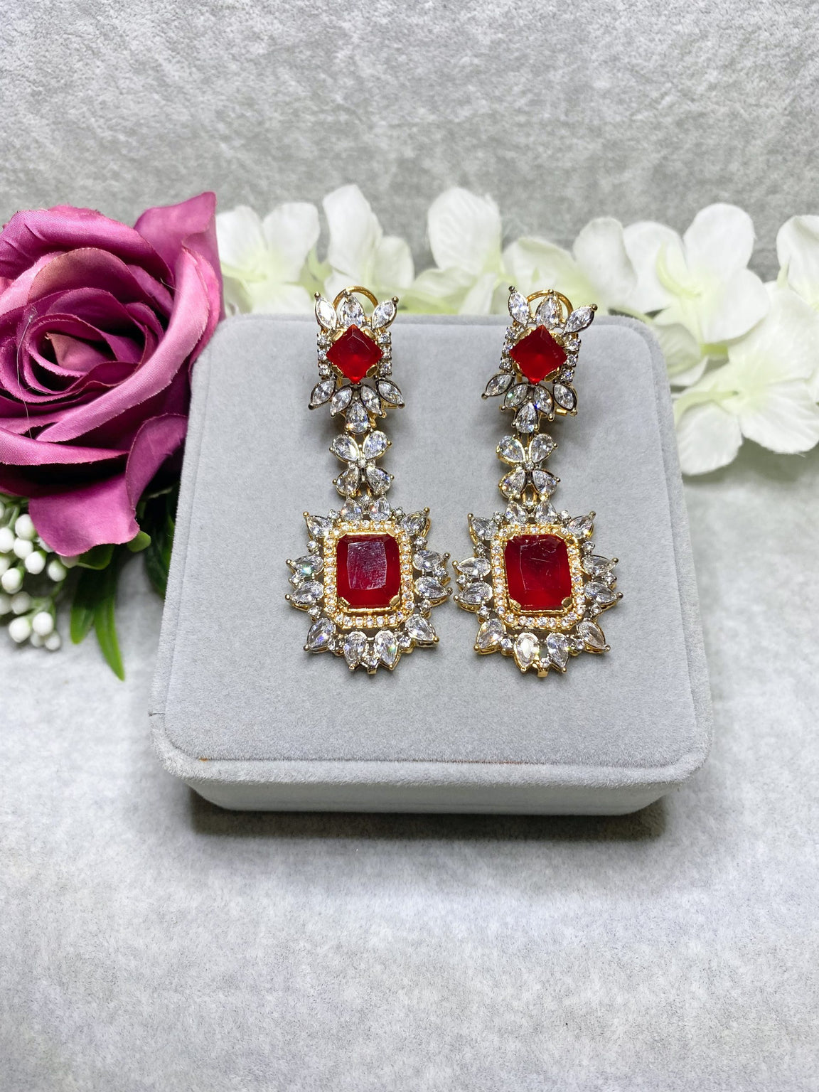 Kate Earrings image 2