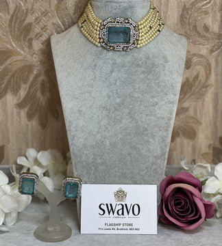 Elegant pearl choker Set image 2