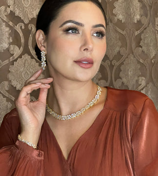 Natalie Necklace And Earrings Set Gold