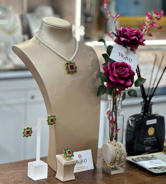 Gemstone Pendant Set