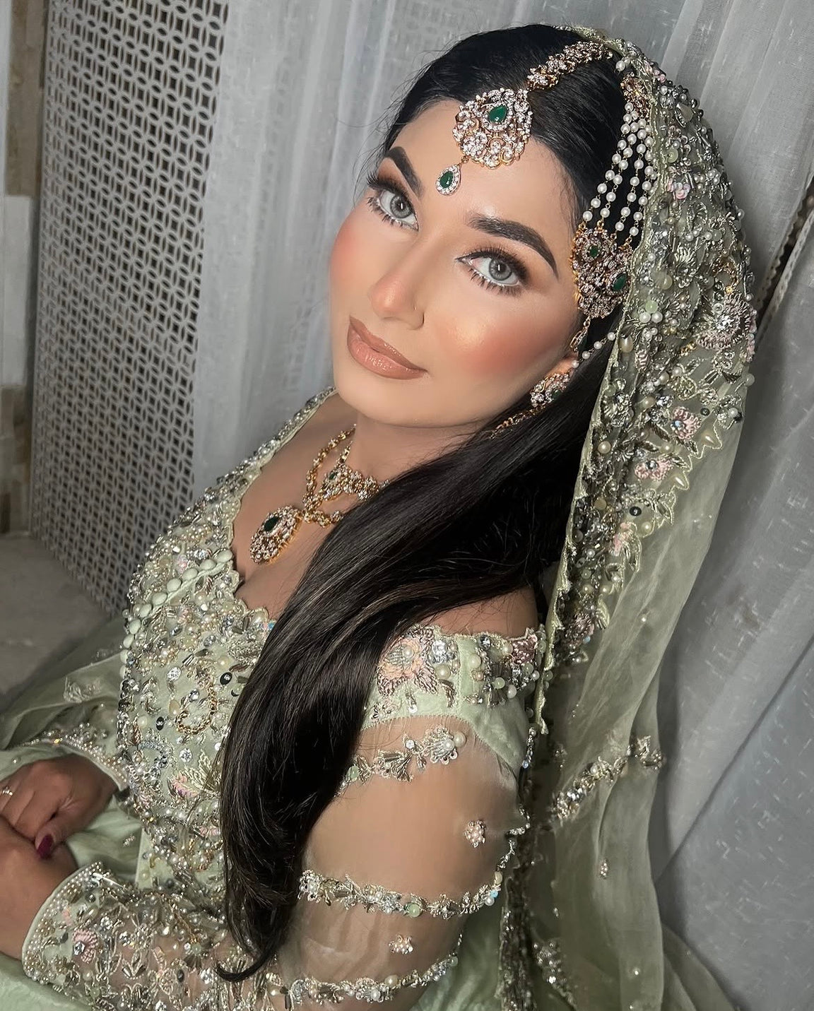 NOORI Topaz Set