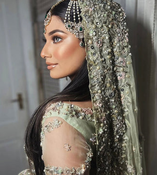 NOORI Topaz Set