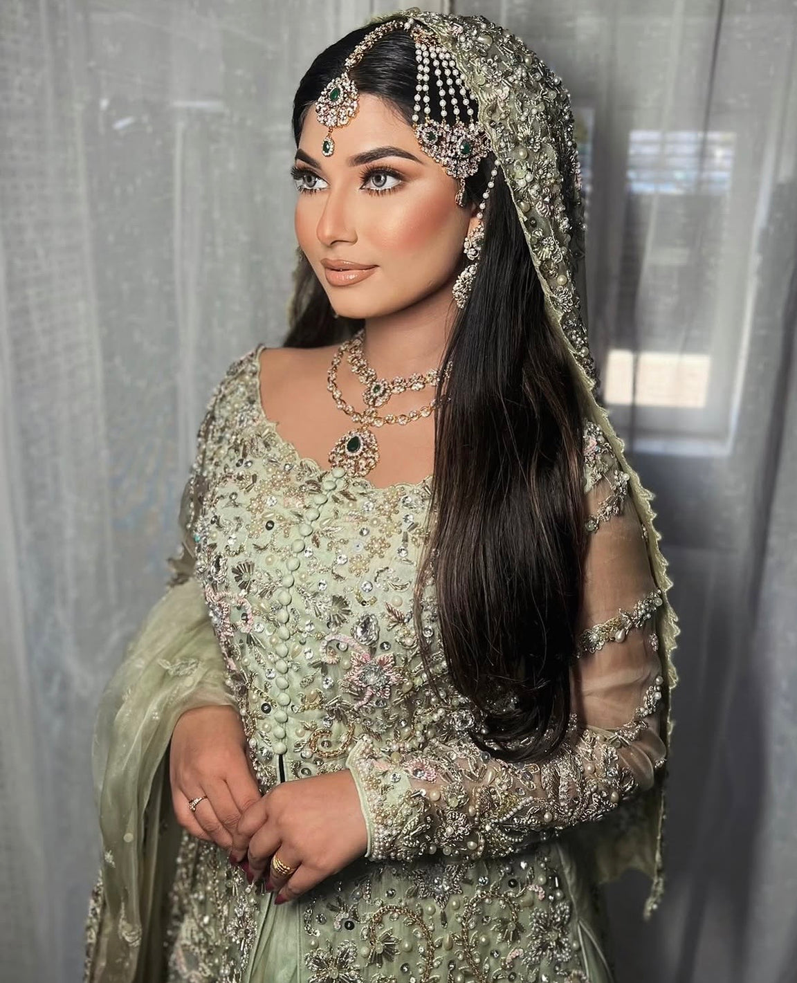 NOORI Topaz Set
