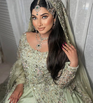 NOORI Topaz Set