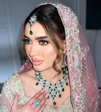 VEERA Emerald Silver Set
