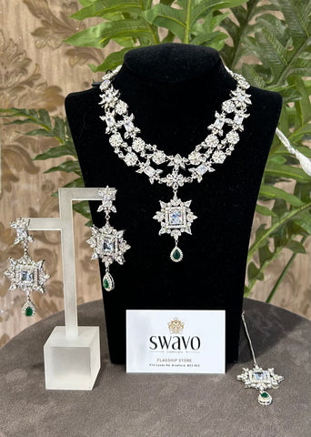 Silver & Green Drop Set