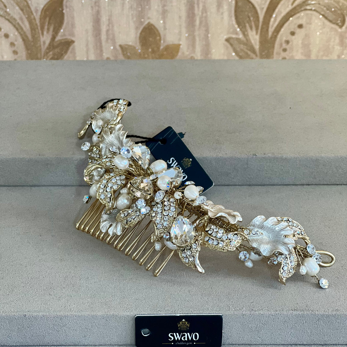 Gold & Pearl Crystal Comb