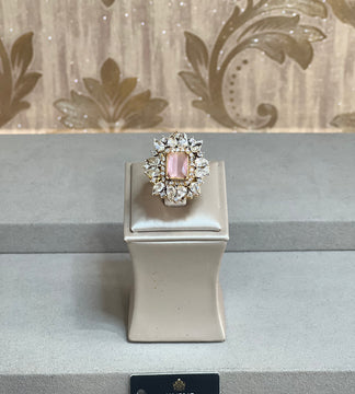 Kate Demure Ring Gold With Clear Stones