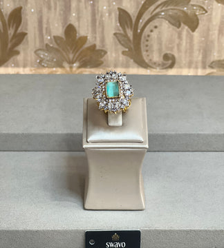 Kate Demure Ring Gold With Clear Stones