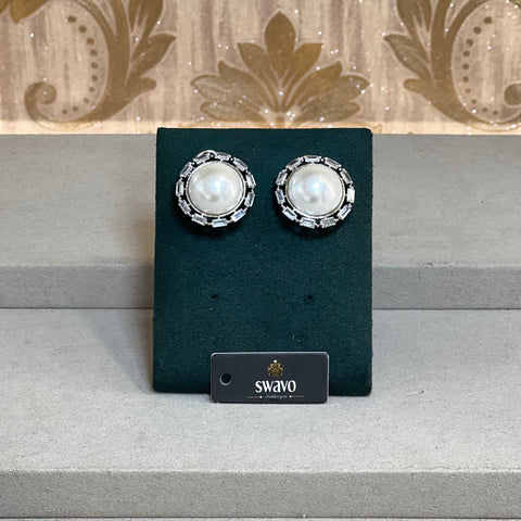 Marylin Pearl & Crystal Studs