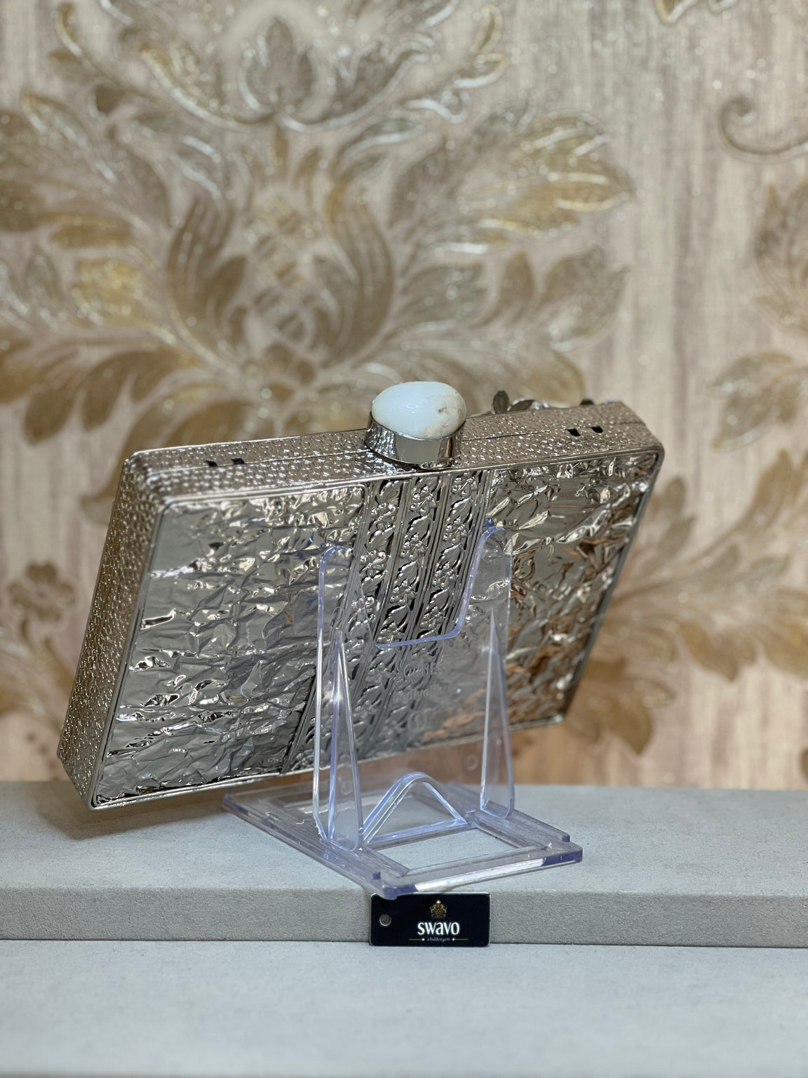 Wisteria Pearl Metal Clutch Bag