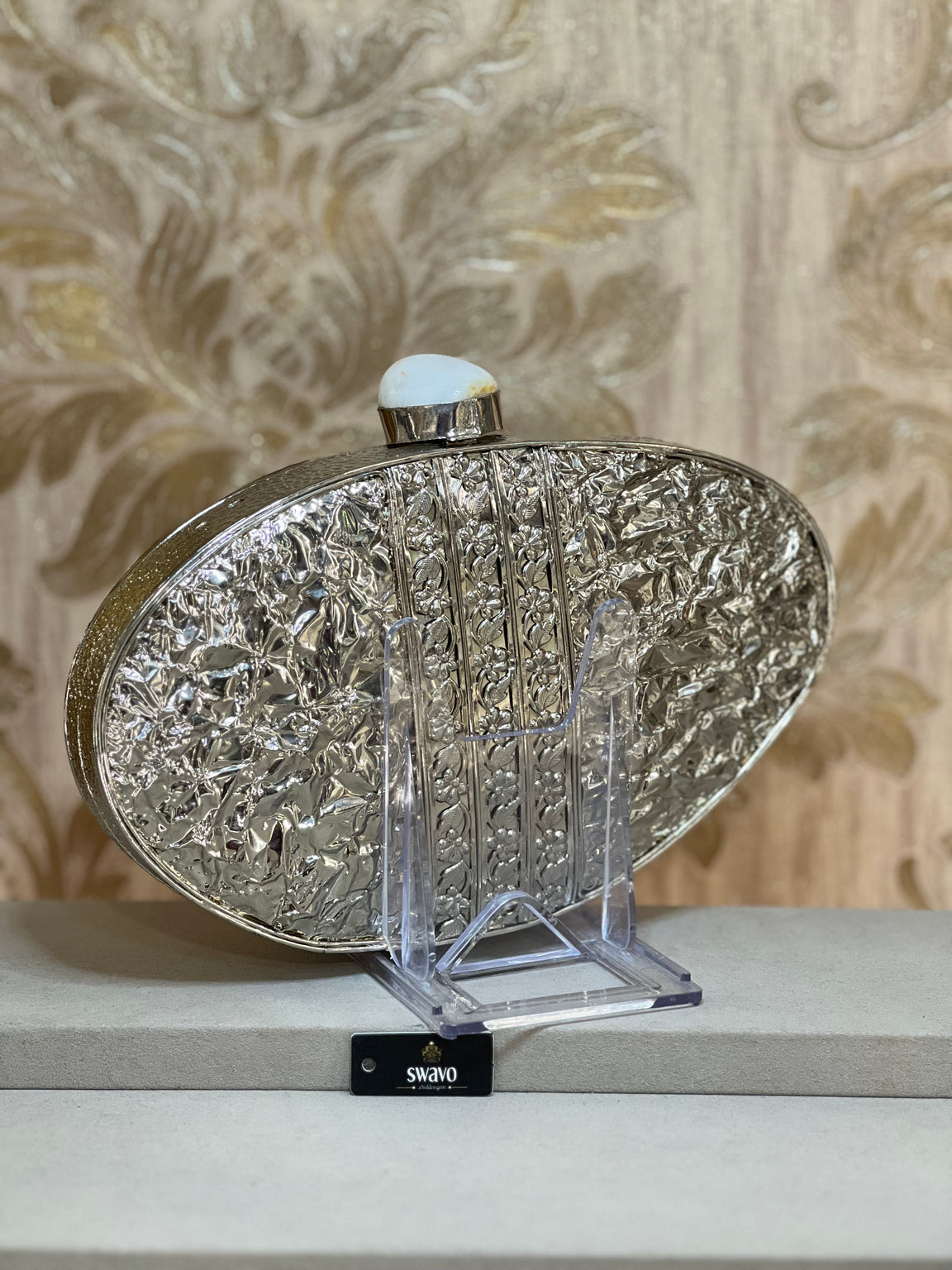 Ariel Pearl Metal Clutch Bag