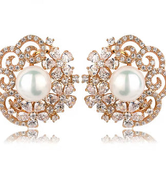 Lucy Pearl & Crystal Studs