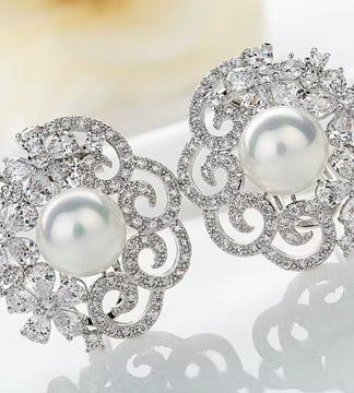 Lucy Pearl & Crystal Studs