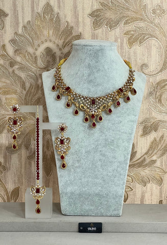 Filagree V-Shape Necklace Set