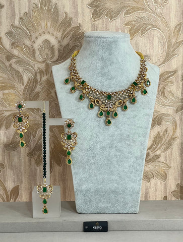 Filagree V-Shape Necklace Set