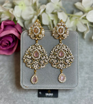 NOORIE Drop Earrings