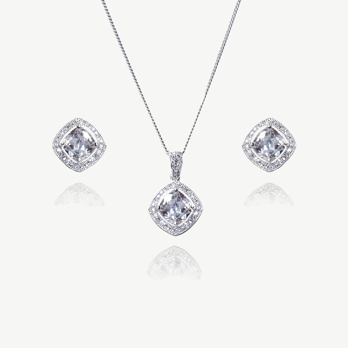 Ivory & Co Richmond Crystal Square Cut Set