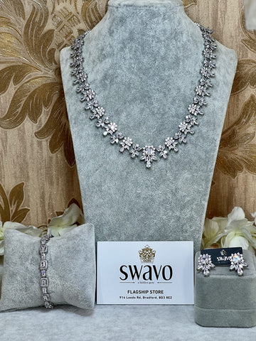 Opulence Delila Set image 0