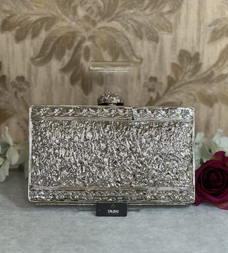 Julie Pearl Clutch Bag image 3