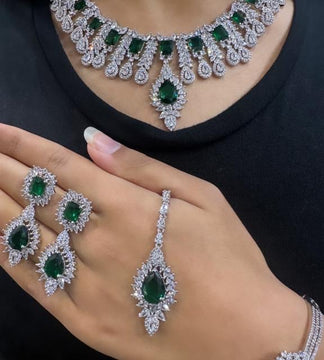 Amore Statement Necklace image 5