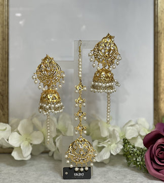 Ari Gold Leaf Jhumka and Tikka Duo image 0