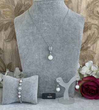 Pearl Microwave  Pendant Set image 0